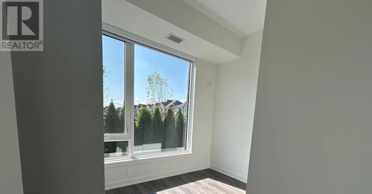 112-1440 Clarriage Court, Milton, ON, L9E 1B3 - 12