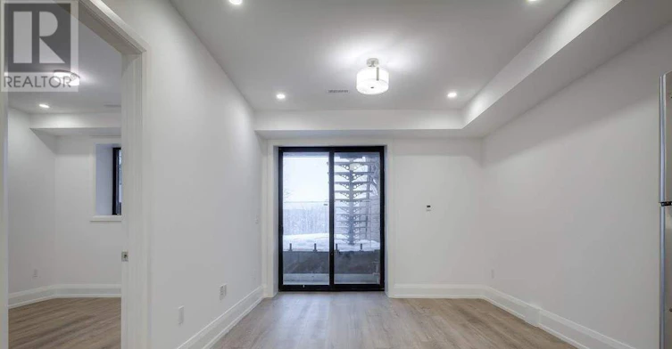 1A-31 Ennerdale Road, Toronto, ON, M6E 4C2 - 9