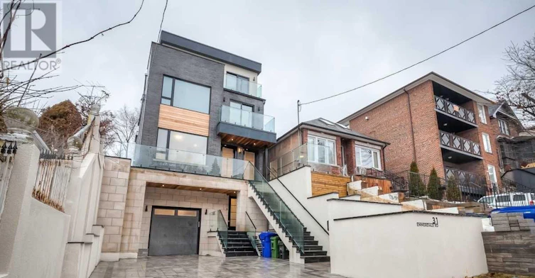 1A-31 Ennerdale Road, Toronto, ON, M6E 4C2 - 4