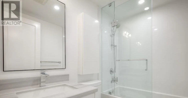 1A-31 Ennerdale Road, Toronto, ON, M6E 4C2 - 17