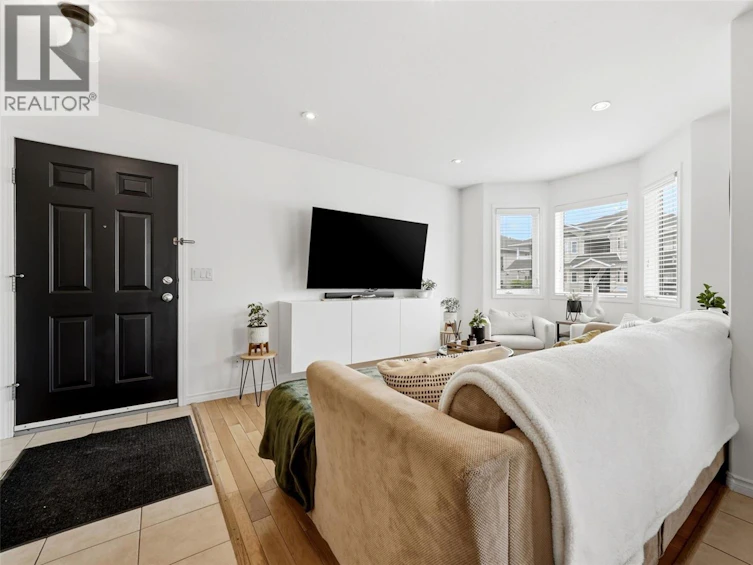 4042 Buckingham Drive, Regina, SK, S4V 3A9 - 3