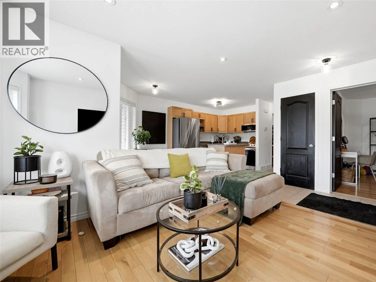 4042 Buckingham Drive, Regina, SK, S4V 3A9 - 6