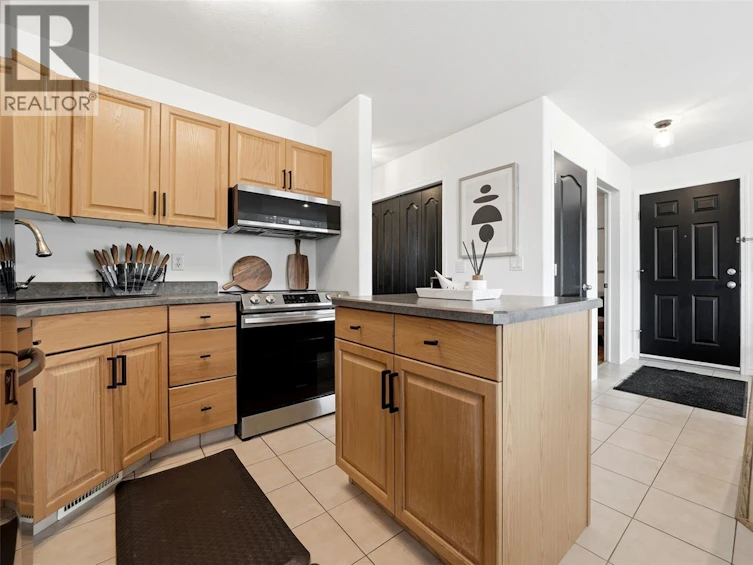 4042 Buckingham Drive, Regina, SK, S4V 3A9 - 8