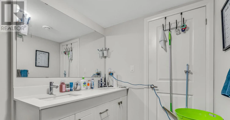 1670 Pleasure Valley Path, Oshawa, ON, L1G 0E3 - 42