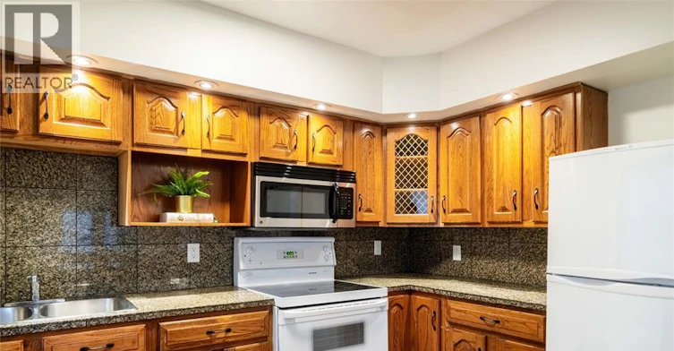 1-269 Randolph Place, Windsor, ON, N9B 2T2 - 12