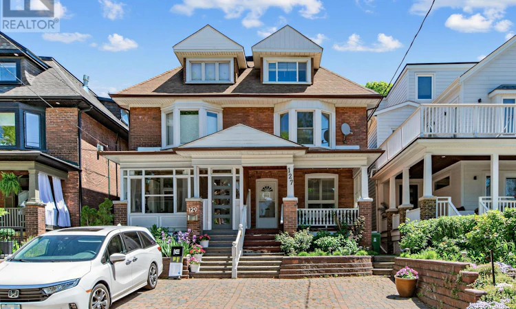 127 Lee Avenue