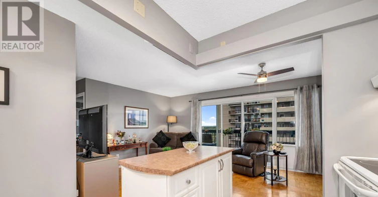 1604 158c Mcarthur Avenue, Ottawa, ON, K1L 8E7 - 8