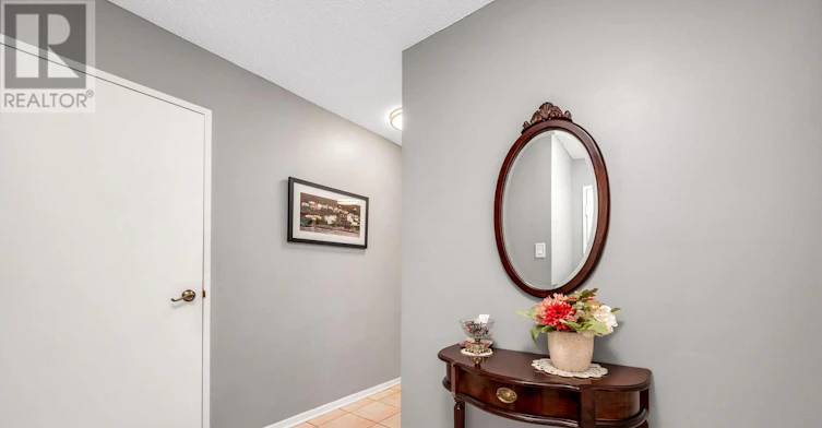1604 158c Mcarthur Avenue, Ottawa, ON, K1L 8E7 - 4