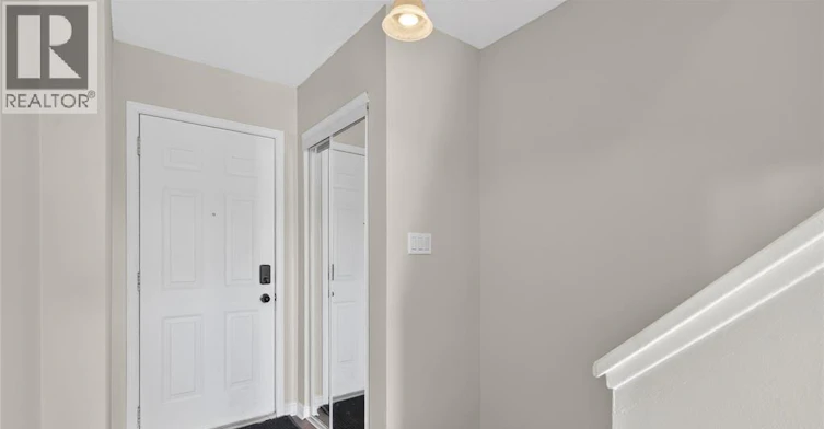 6298 Thornberry Crescent, Windsor, ON, N8T 3A3 - 5
