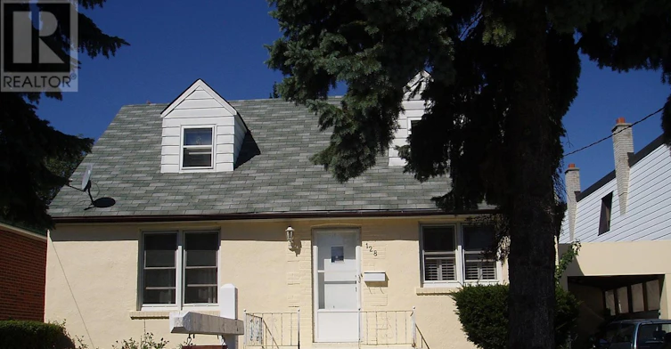 BSMT-128 Ranee Avenue, Toronto, ON, M6A 1N4