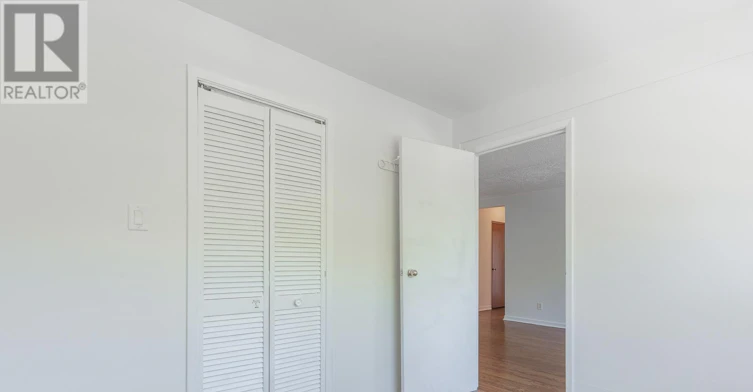 2-883 St Clair Avenue W, Toronto, ON, M6C 1C4 - 6