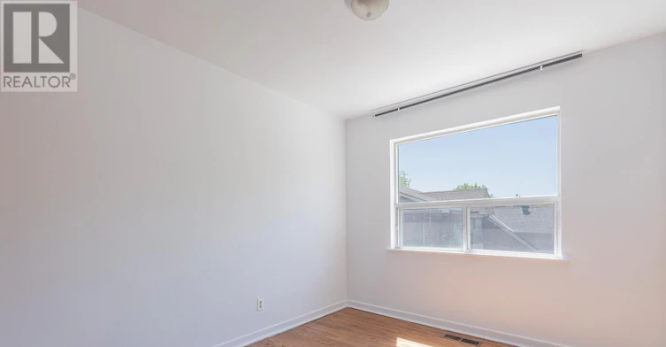 2-883 St Clair Avenue W, Toronto, ON, M6C 1C4 - 11