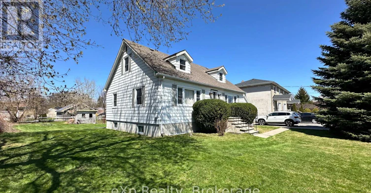 LOWER-536 Dundas Street E, Belleville, ON, K8N 1G5