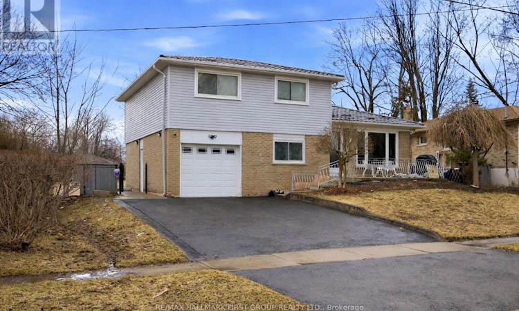 7 Dawson Crescent