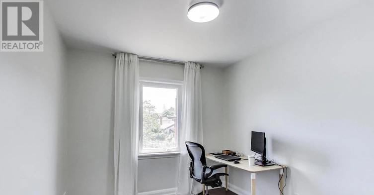 1097 Glengrove Avenue, Toronto, ON, M6B 2K3 - 14