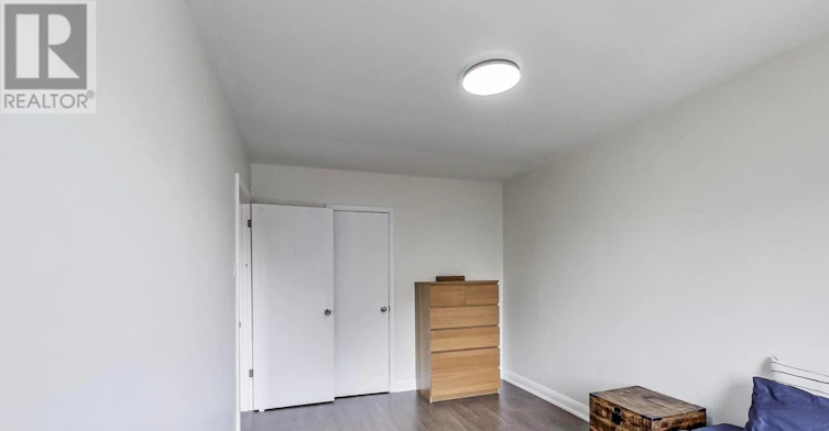 1097 Glengrove Avenue, Toronto, ON, M6B 2K3 - 13
