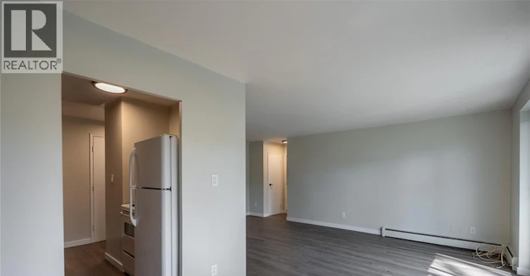201-1075 Brenchley Avenue, Sarnia, ON, N7S 1R6 - 9
