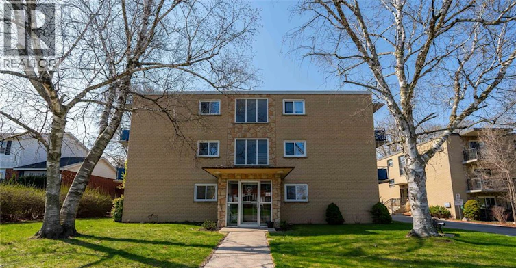 201-1075 Brenchley Avenue, Sarnia, ON, N7S 1R6 - 3