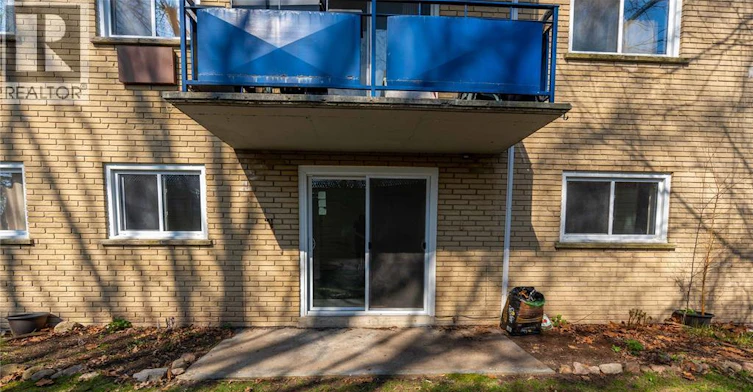 201-1075 Brenchley Avenue, Sarnia, ON, N7S 1R6 - 14