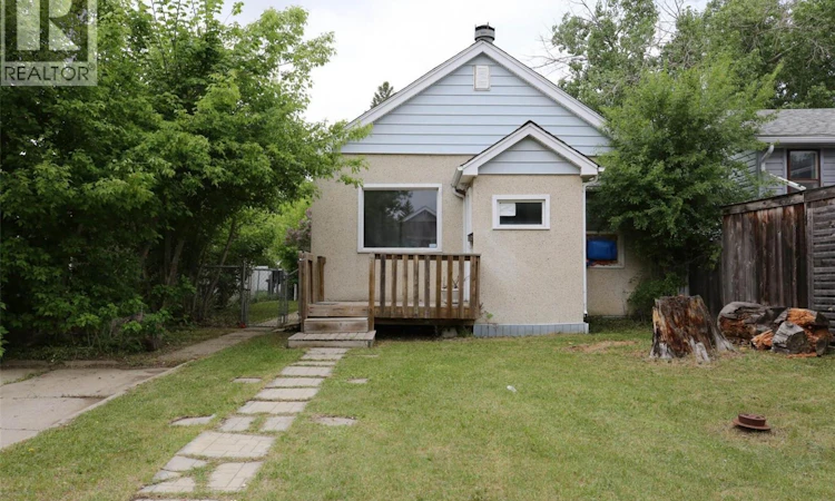 2030 Queen Street