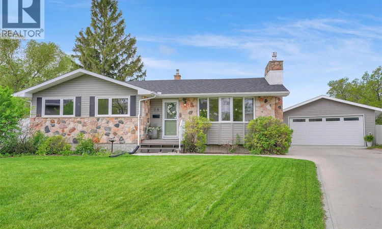 28 Pleasantview Bay