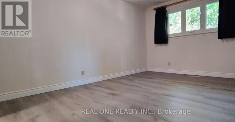 UPPER-9 Lisburn Crescent, Toronto, ON, M2J 2Z4 - 4