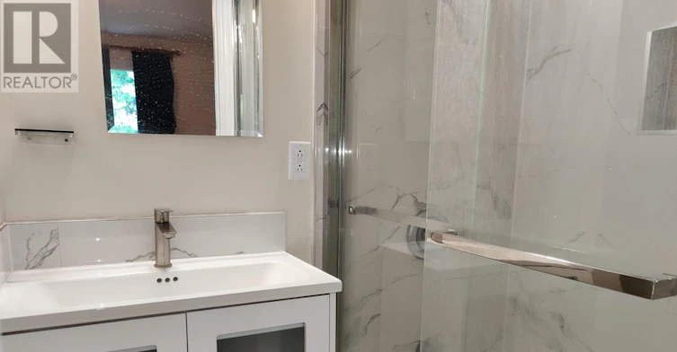 UPPER-9 Lisburn Crescent, Toronto, ON, M2J 2Z4 - 20