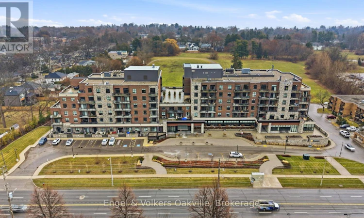 101-3290 New Street