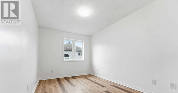 116 Esterbrook Drive, Ottawa, ON, K1W 0B1 - 14