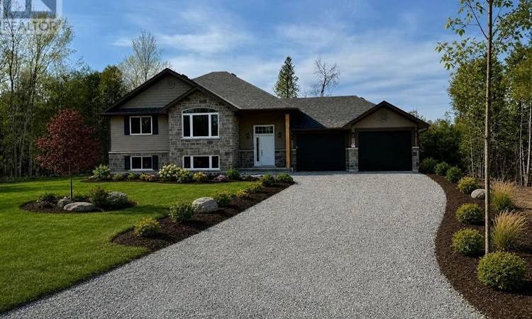 1039 Crookston Road