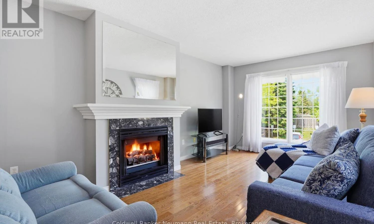 49-941 Gordon Street