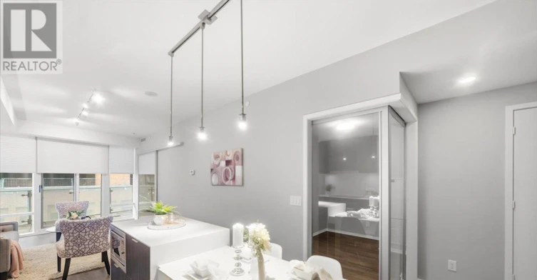 313-1 Bloor Street E, Toronto, ON, M4W 0A8 - 13