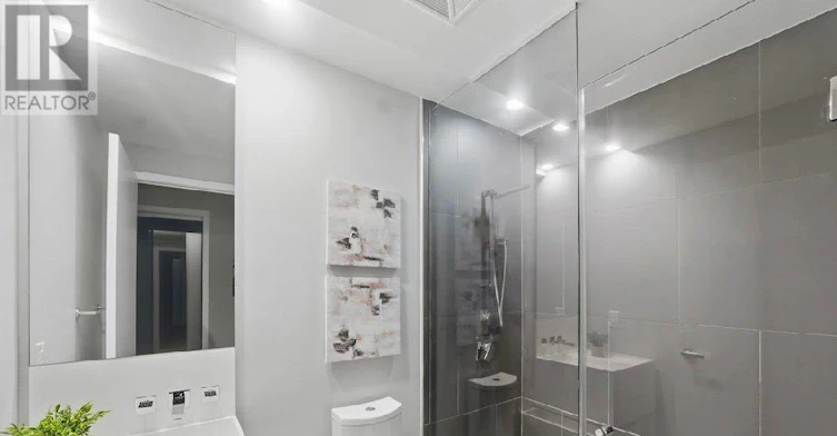 313-1 Bloor Street E, Toronto, ON, M4W 0A8 - 16