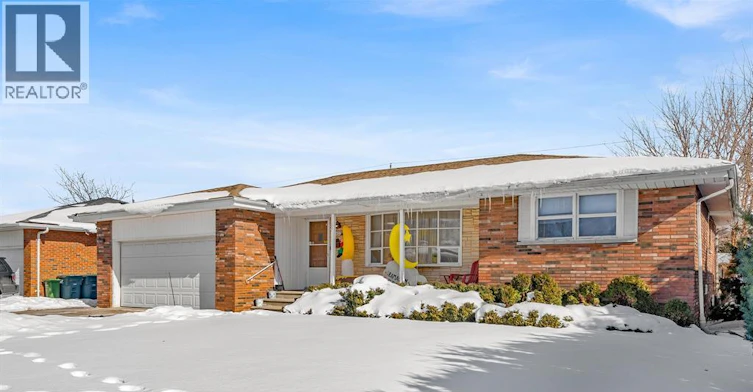 2450 Mckay Avenue, Windsor, ON, N9E 2P5 - 3