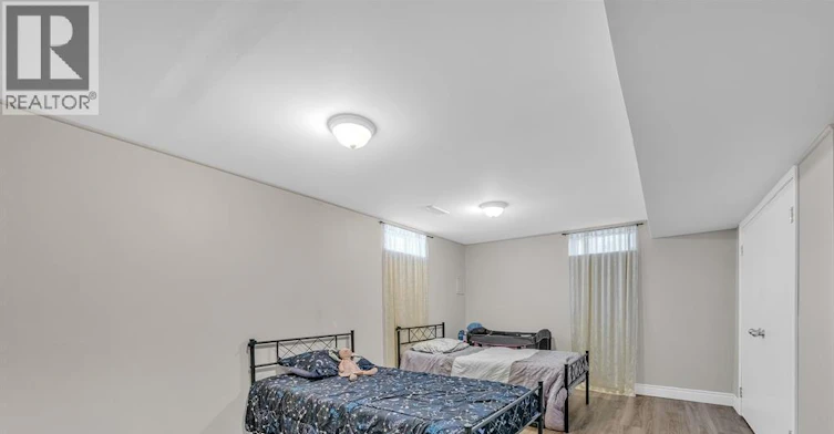 2450 Mckay Avenue, Windsor, ON, N9E 2P5 - 26
