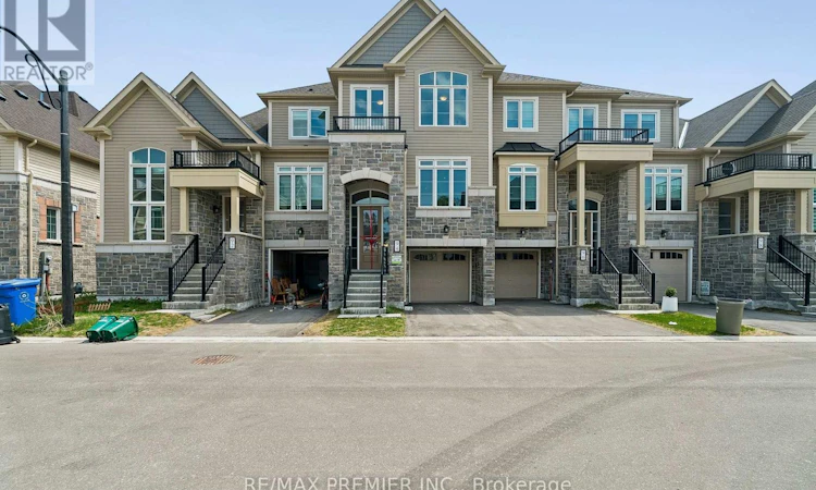 94 Lyall Stokes Circle