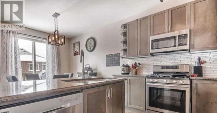 753 Prest Way, Newmarket, ON, L3X 0J6 - 8