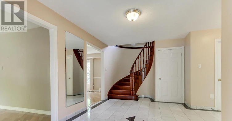 223 Burns Boulevard, King, ON, L7B 1C8 - 4