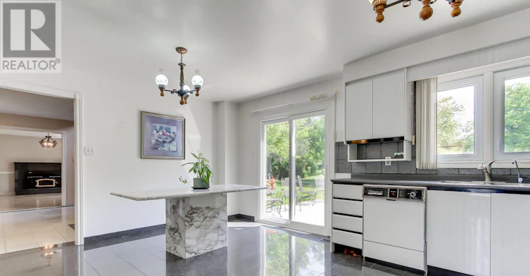 223 Burns Boulevard, King, ON, L7B 1C8 - 7