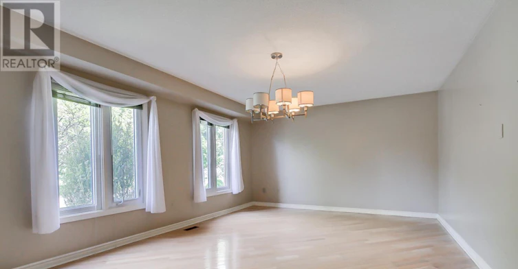 223 Burns Boulevard, King, ON, L7B 1C8 - 11
