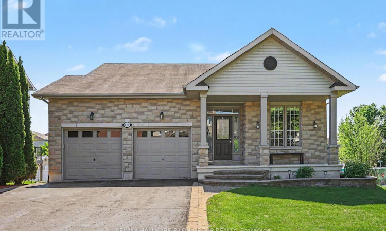 103 Jasper Crescent