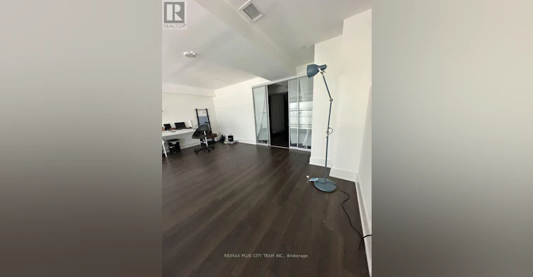 902-111 St. Clair Avenue W, Toronto, ON, M4V 1N5 - 8