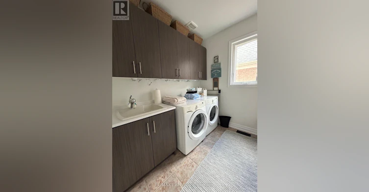 77 Robert Berry Crescent, King, ON, L7B 0M6 - 18