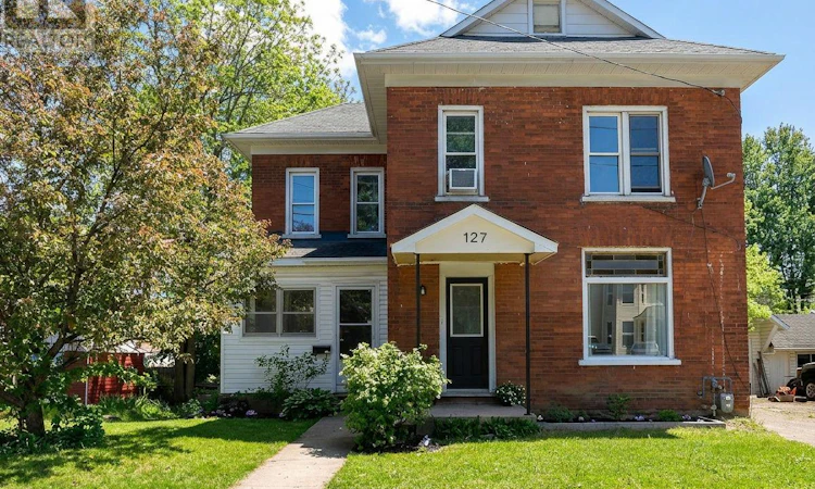 127 Brockville Street