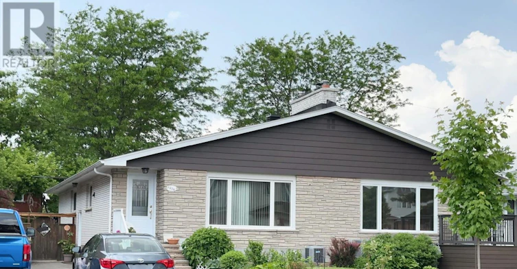 2-1236 Clyde Avenue, Ottawa, ON, K2C 1Y4