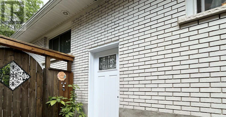 2-1236 Clyde Avenue, Ottawa, ON, K2C 1Y4 - 3