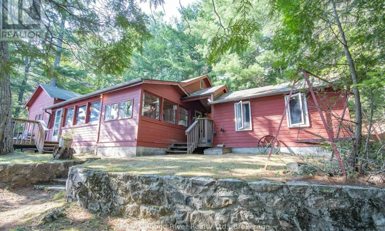 1246 Sugar Bush Lane