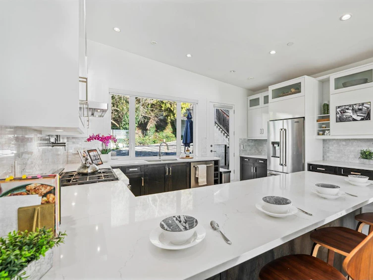 14857 Buena Vista Avenue, Surrey, BC, V4B 1X3 - 8