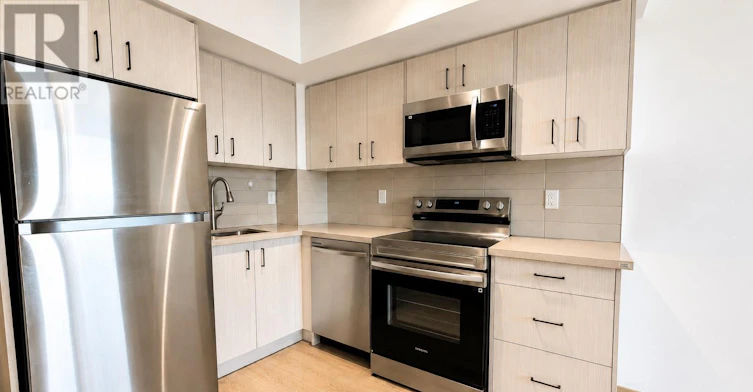 B1212-3429 Sheppard Avenue E, Toronto, ON, M1T 3K5 - 3
