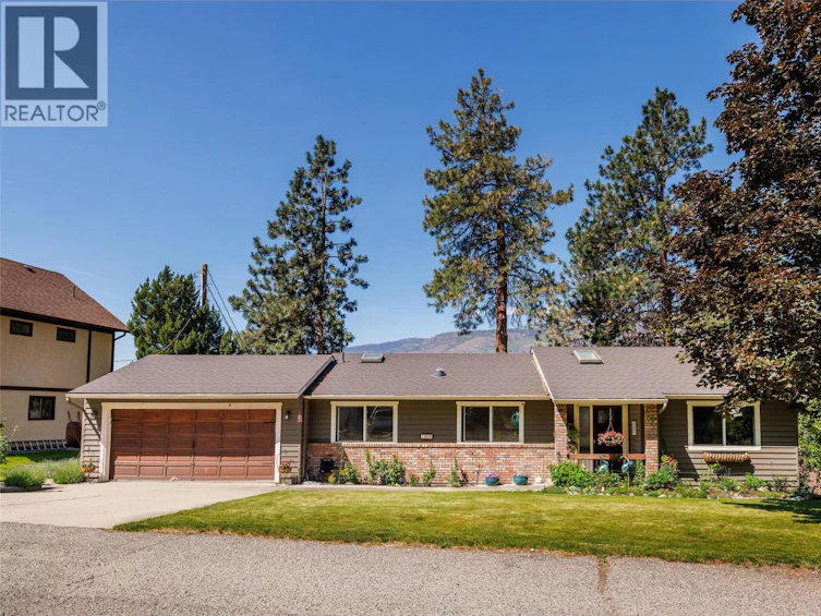 1928 Paly Road, Kelowna, BC, V1V 2B9 - 2